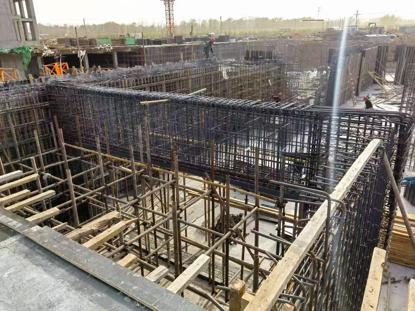 赣州建筑基础筏板施工时混凝土有哪些常见问题?